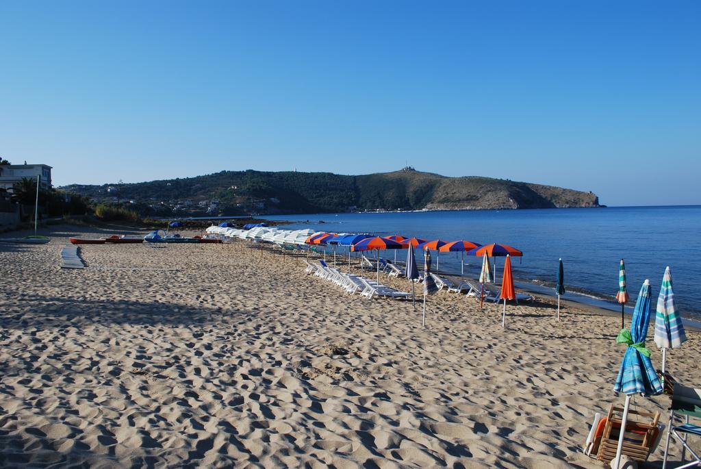Camping Villaggio Saline Palinuro Exteriör bild