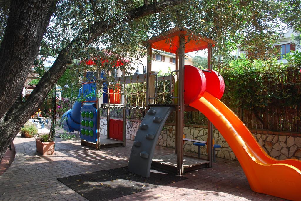 Camping Villaggio Saline Palinuro Exteriör bild