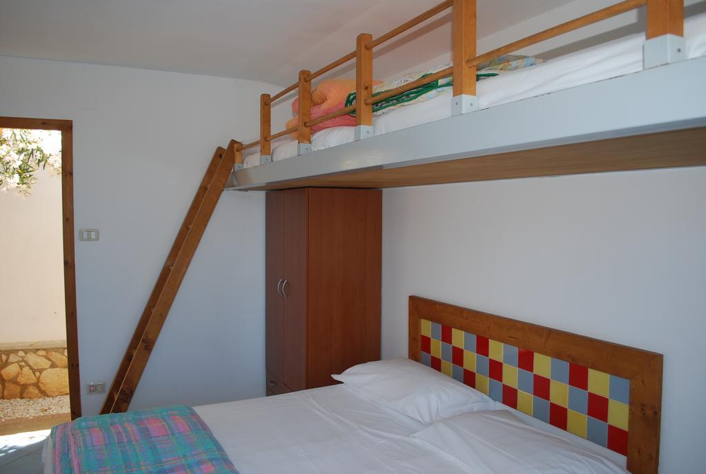 Camping Villaggio Saline Palinuro Exteriör bild